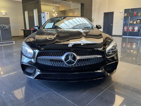 Used 2017 Mercedes-Benz SL 550 image 5