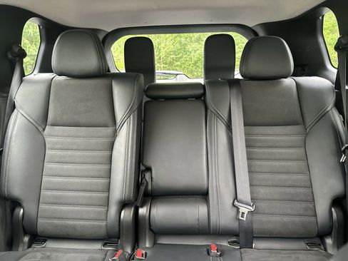 Used 2025 Mitsubishi Outlander AWD image 27
