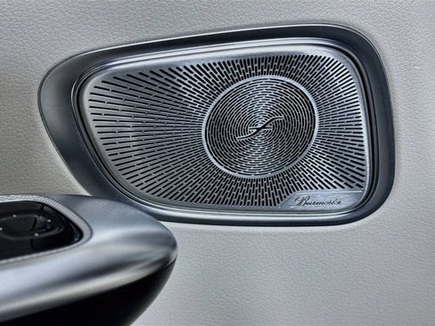 Used 2023 Mercedes-Benz GLC 300 w/ Exclusive Trim Package image 24