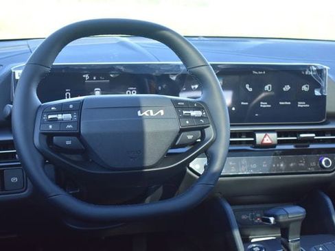 New 2026 Kia Sportage EX AWD/4WD image 21