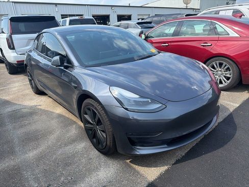 Used 2023 Tesla Model 3 Long Range AWD/4WD image 3