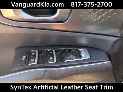 Certified 2025 Kia Sorento S FWD image 18
