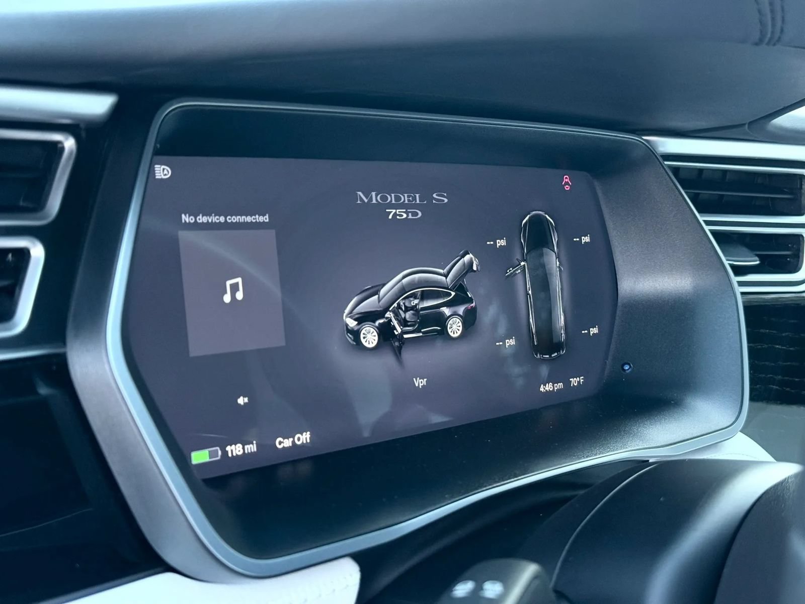 Used 2017 Tesla Model S 75D AWD/4WD image 17