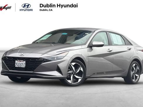 Certified 2023 Hyundai Elantra SEL w/ Convenience Package image 1