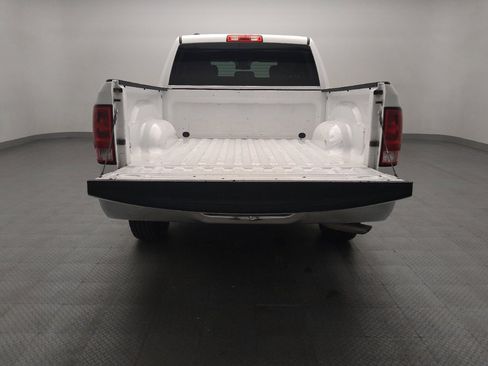 Used 2022 RAM 1500 Classic SLT RWD image 29