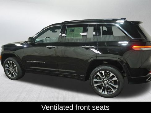 Used 2022 Jeep Grand Cherokee Overland AWD/4WD image 11