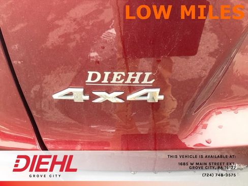 Used 2019 Jeep Cherokee Latitude Plus w/ Cold Weather Group image 11