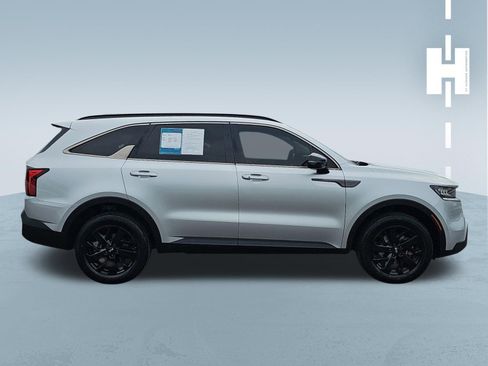 Used 2021 Kia Sorento S w/ Panoramic Sunroof Package AWD/4WD image 3