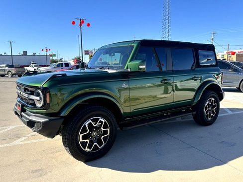 Used 2024 Ford Bronco Outer Banks image 26