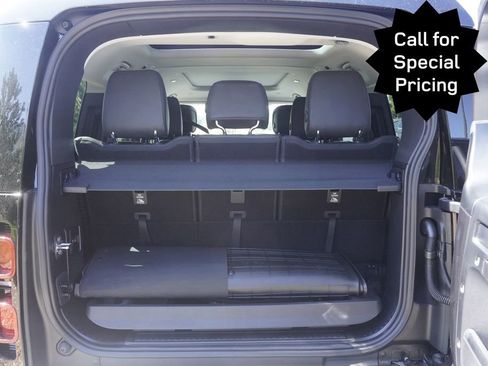 New 2025 Land Rover Defender 130 S image 32