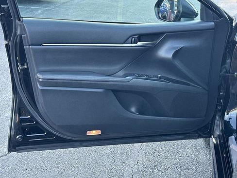 Used 2020 Toyota Camry XSE image 22