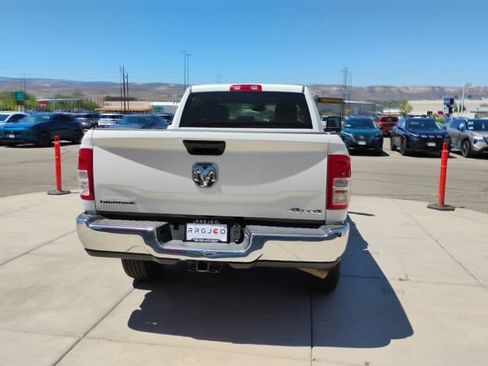 Used 2024 RAM 2500 Big Horn AWD/4WD image 9