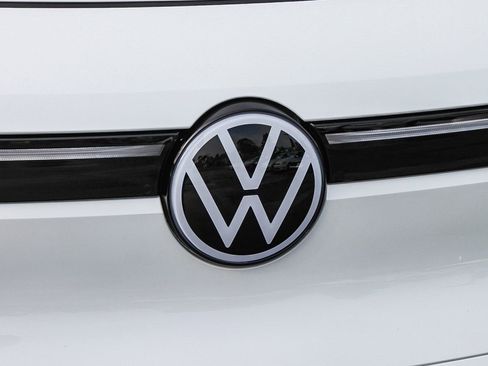 New 2026 Volkswagen ID.4 Pro S image 5