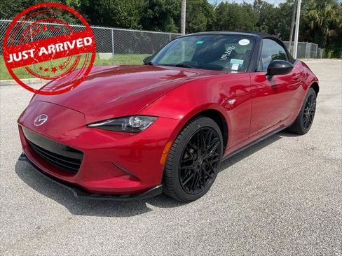 Used 2016 MAZDA MX-5 Miata Club RWD image 1