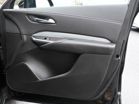 Used 2019 Cadillac XT4 Premium Luxury image 38