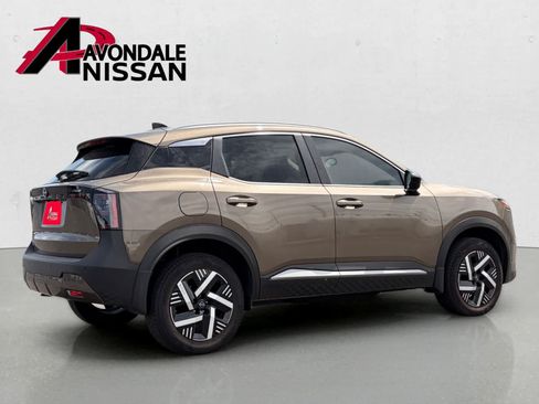 Certified 2026 Nissan Kicks SV FWD image 3