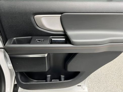 Used 2025 Ford Expedition Active AWD/4WD image 51