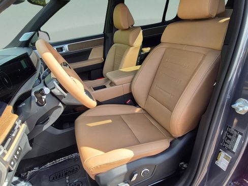 New 2026 Hyundai Santa Fe Limited FWD image 23