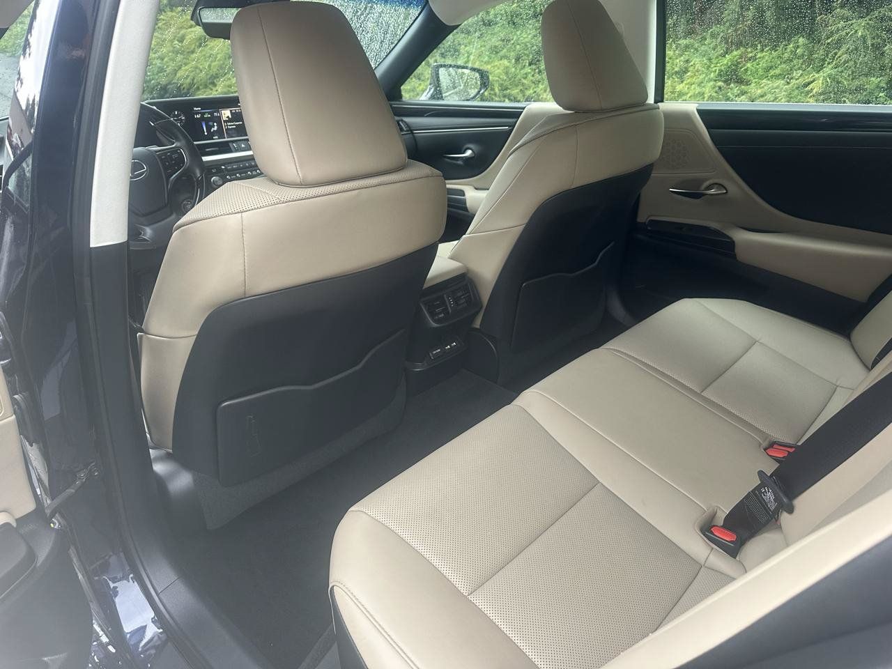 Used 2021 Lexus ES 250 w/ Premium Package AWD/4WD image 13