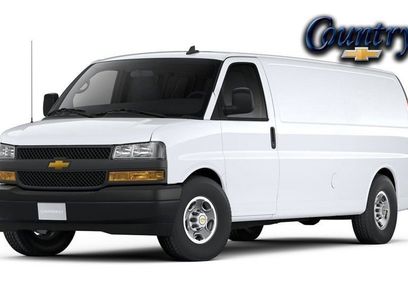 New 2025 Chevrolet Express 3500 Extended