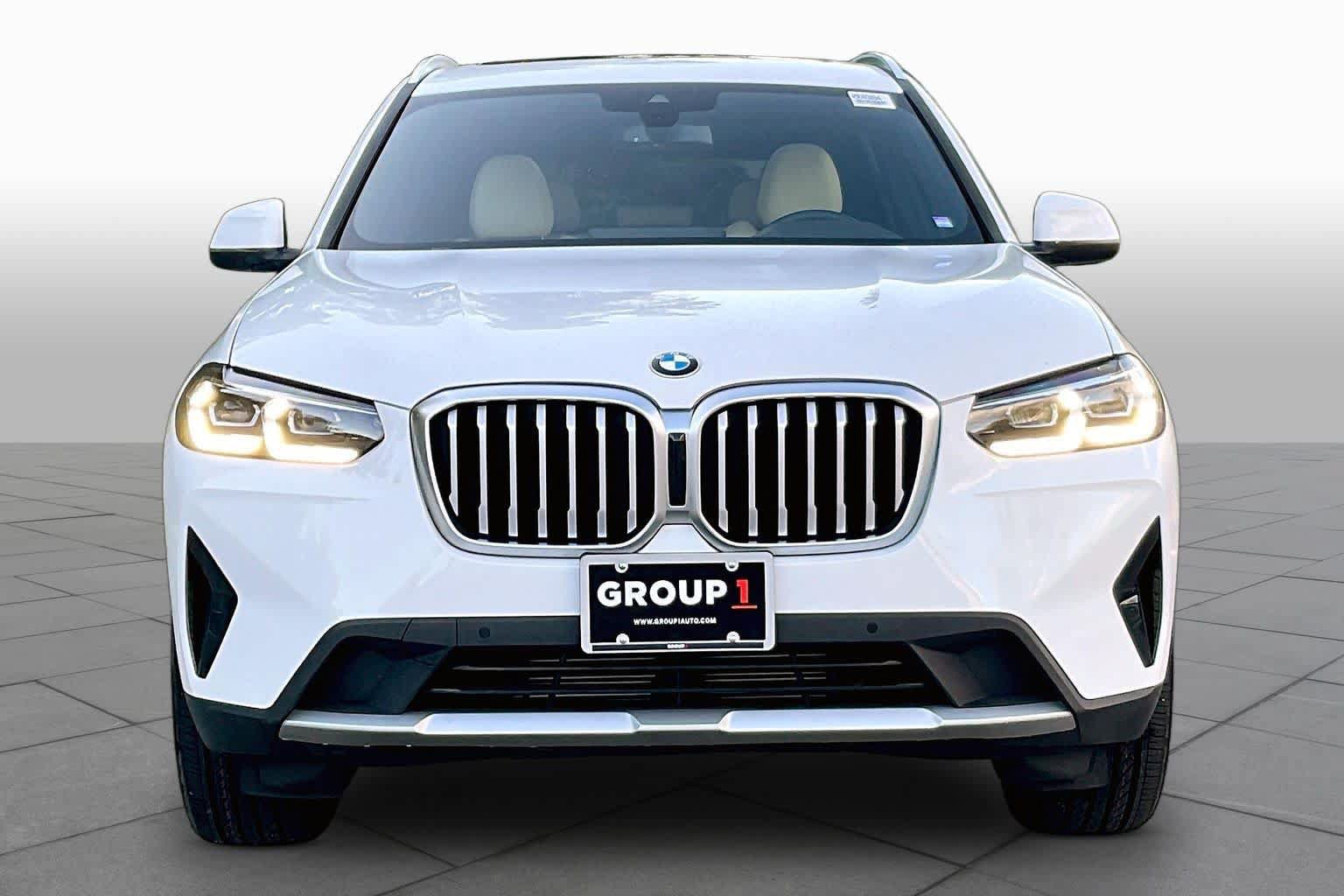 Used 2024 BMW X3 xDrive30i w/ Premium Package AWD/4WD image 3