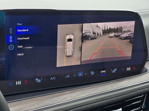 New 2026 Chevrolet Suburban Z71 image 32