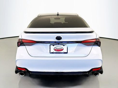 Used 2021 Toyota Avalon TRD image 6