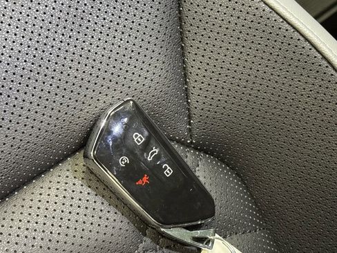 Used 2024 Volkswagen Atlas Peak Edition SEL image 28