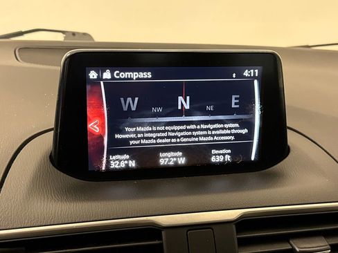 Used 2017 MAZDA MAZDA3 Touring w/ Popular Equipment Package FWD image 23