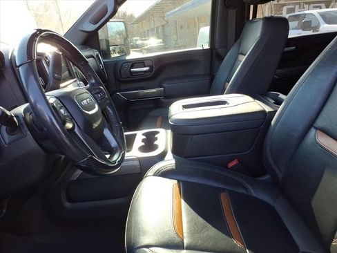 Used 2021 GMC Sierra 2500 AT4 w/ AT4 Premium Plus Package image 5