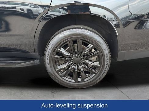 Used 2021 Chevrolet Tahoe Premier w/ Premium Package AWD/4WD image 31