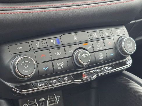 Certified 2024 Dodge Durango GT AWD/4WD image 38