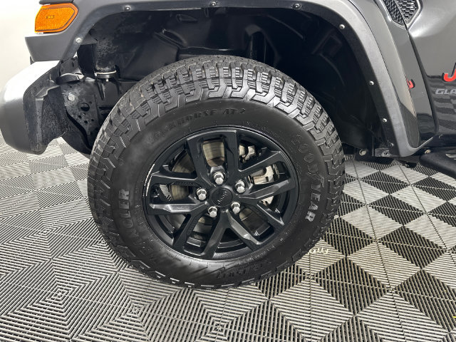 Certified 2022 Jeep Gladiator Sport AWD/4WD image 30