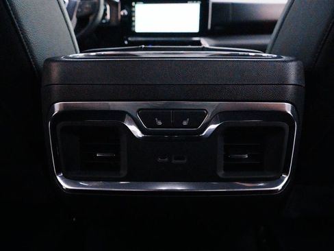 Used 2026 GMC Sierra 1500 Denali AWD/4WD image 31