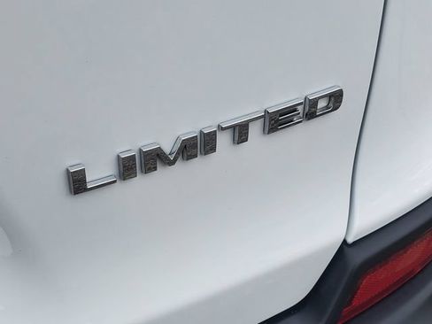 Used 2021 Jeep Cherokee Limited AWD/4WD image 33