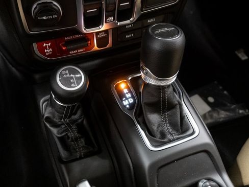 New 2026 Jeep Gladiator Sport image 17