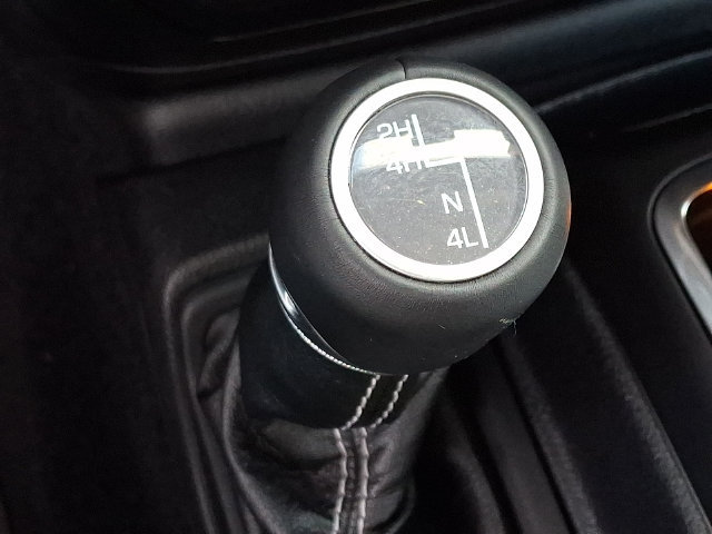 Used 2021 Jeep Wrangler Unlimited Sahara AWD/4WD image 24