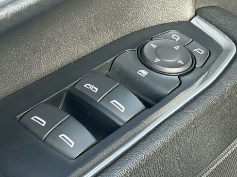 Used 2024 Chevrolet Silverado 3500 LT AWD/4WD image 27