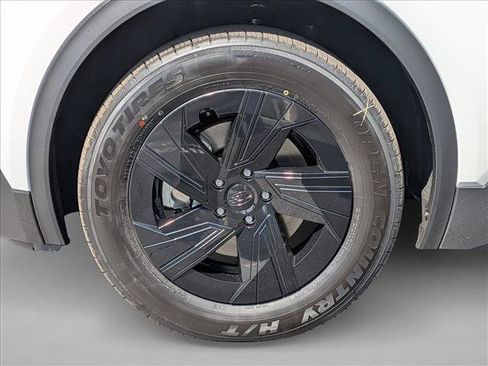 New 2026 Subaru Uncharted AWD image 10