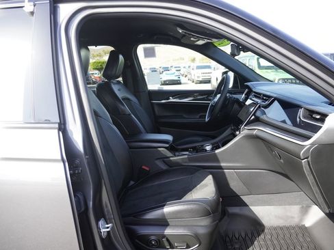 Used 2022 Jeep Grand Cherokee Trailhawk w/ Advanced Protech Group II AWD/4WD image 22