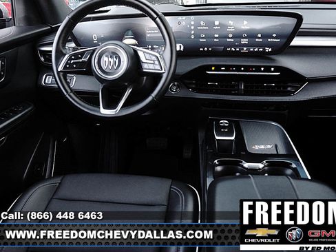 Used 2025 Buick Enclave Preferred image 14