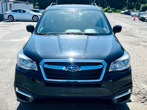 Used 2017 Subaru Forester 2.5i Premium w/ All-Weather Package image 12