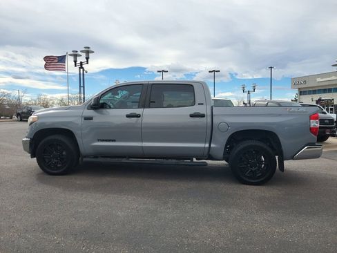 Used 2019 Toyota Tundra SR5 w/ SR5 Upgrade Package image 6