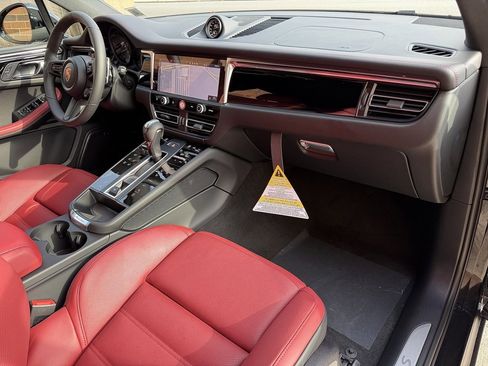 New 2026 Porsche Macan S image 20