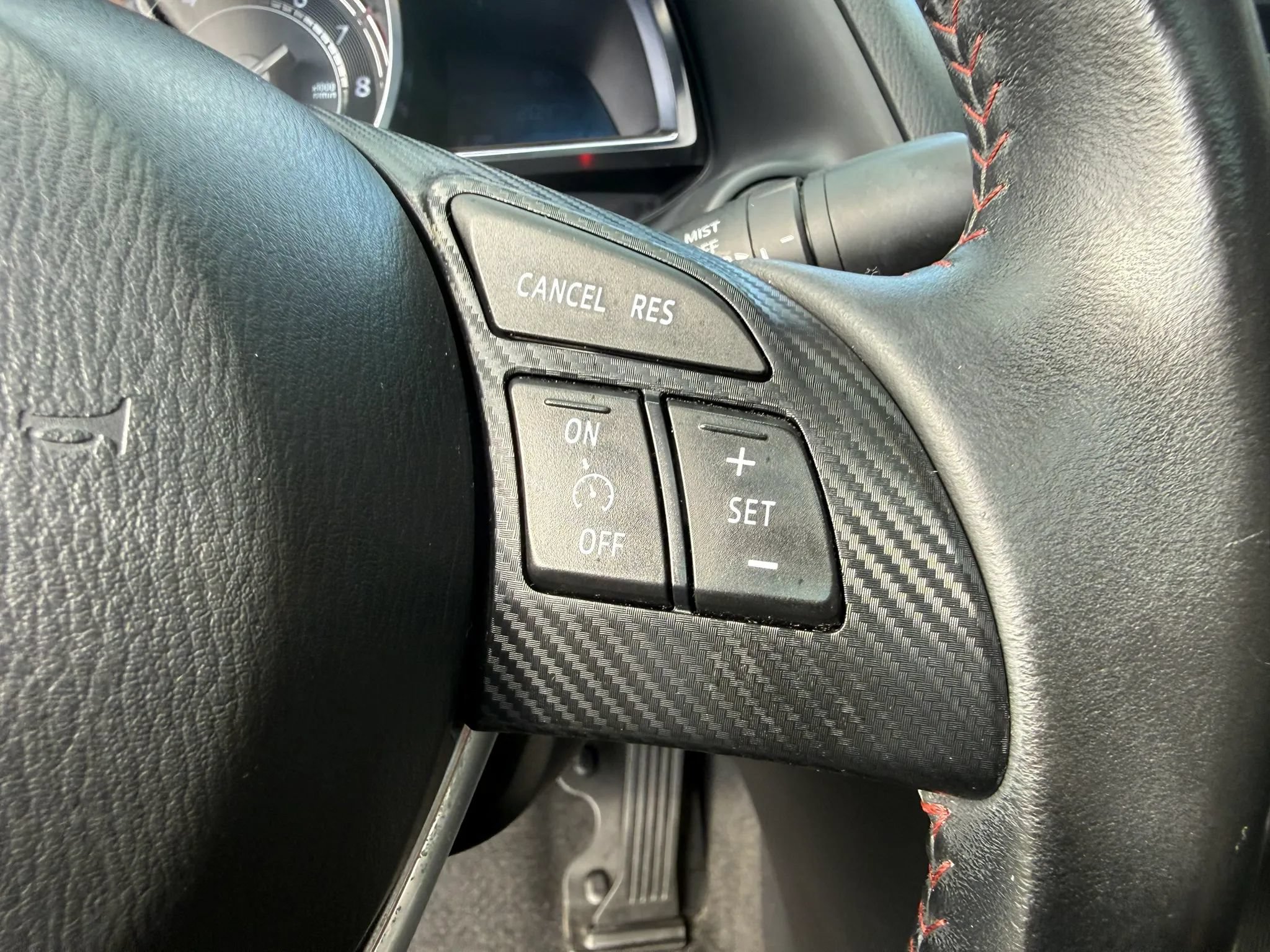 Used 2016 MAZDA MAZDA3 s Touring FWD image 40