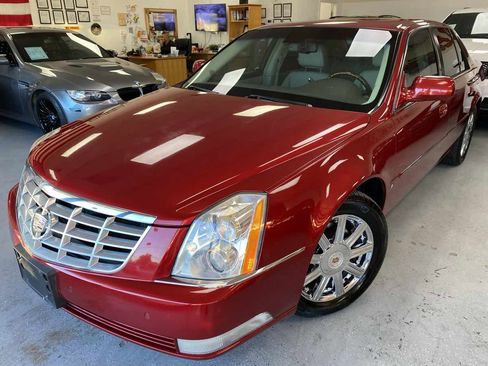 Used 2008 Cadillac DTS image 8