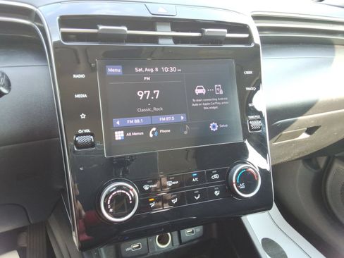 Used 2024 Hyundai Tucson SE AWD/4WD image 15