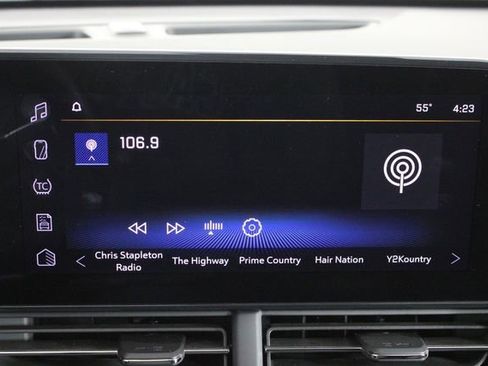 Used 2024 Chevrolet Trax RS w/ Driver Confidence Package image 30