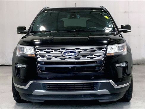Used 2018 Ford Explorer Limited w/ Equipment Group 301A FWD image 3