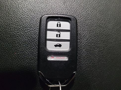 Used 2019 Honda Accord Sport image 32